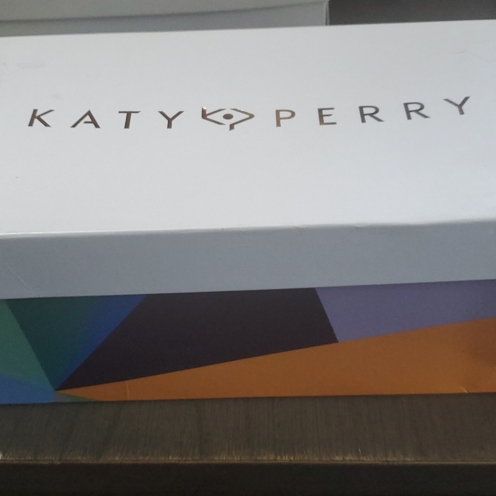 Katy Perry - Picture 7 of 7